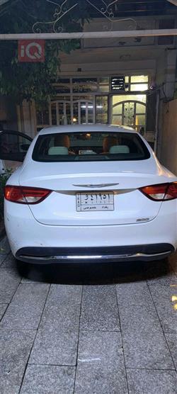 Chrysler 200